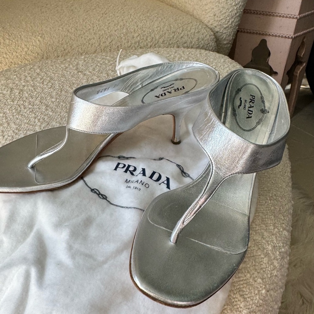 Prada silver metallic thong slide - image 9
